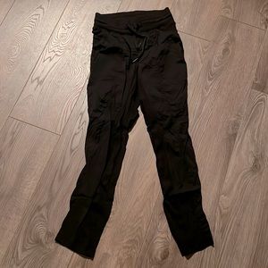 Lululemon street to studio pant
